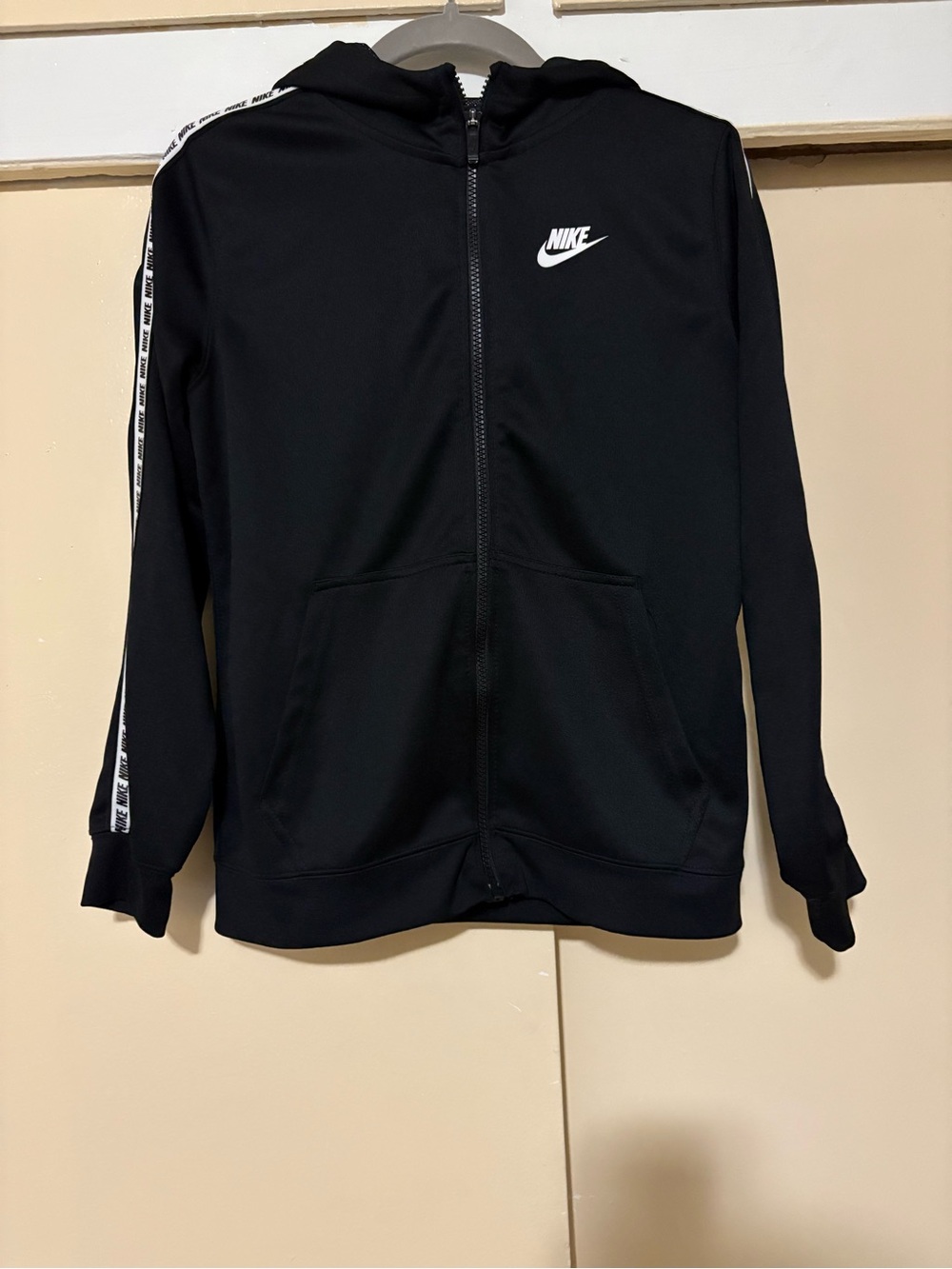 Nike Black Full‑Zip Hooded Jacket